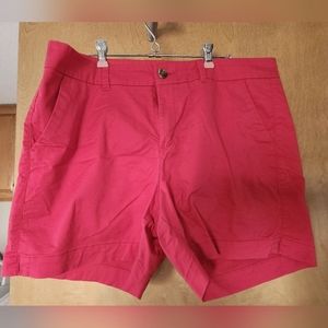 ON Women's Chino shorts Size 14